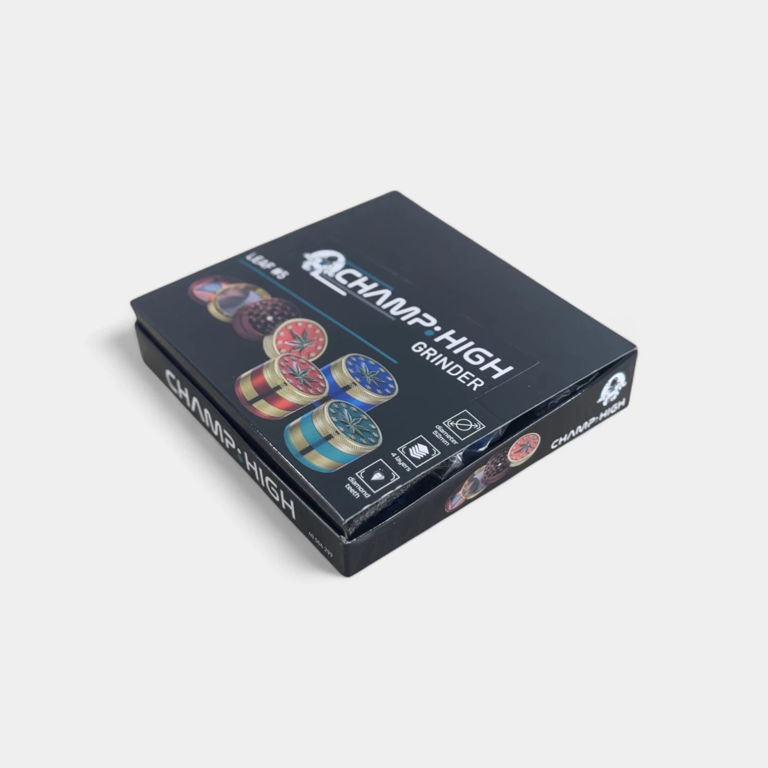 Pack de grinder CBD dans son emballage sur fond blanc